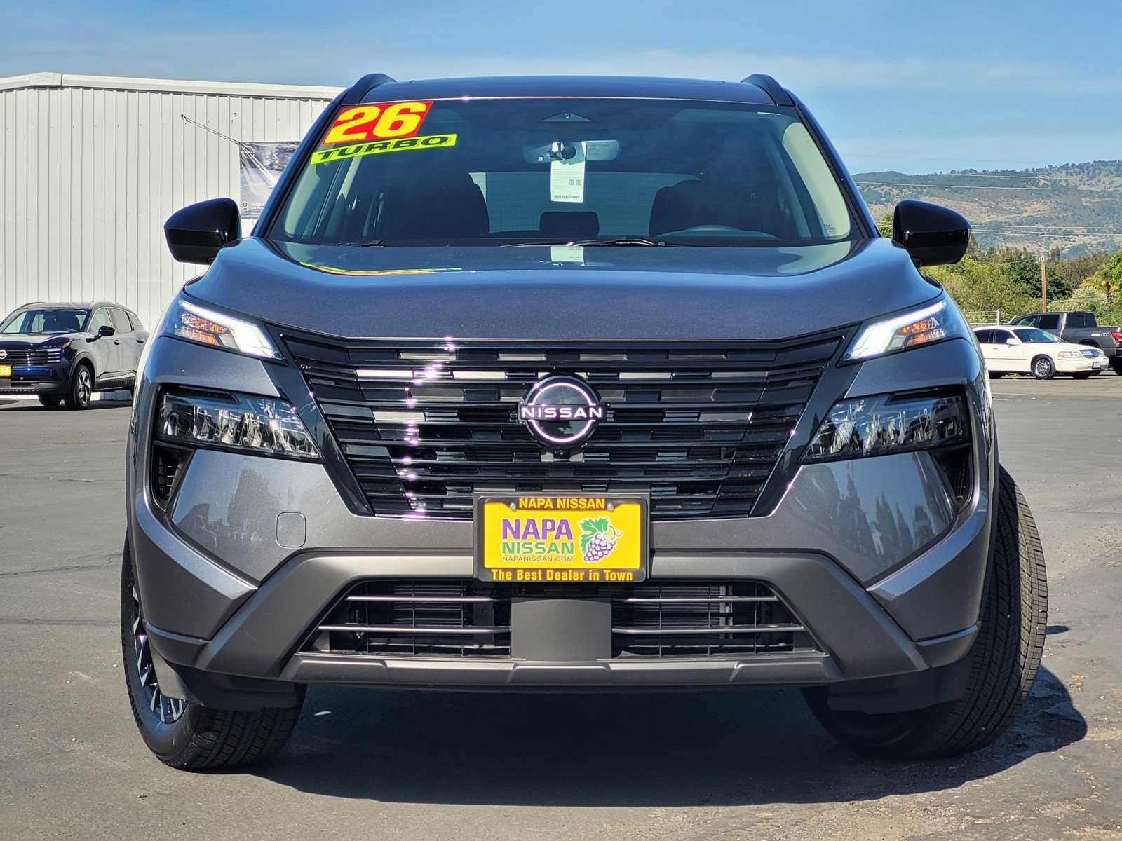 2026 Nissan Rogue Dark Armor - Photo 2