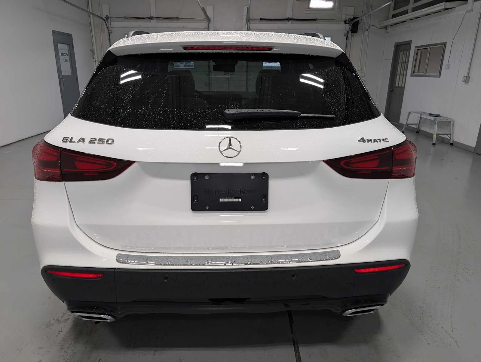 Used 2026 Polar White Mercedes-Benz GLA 250 image 9