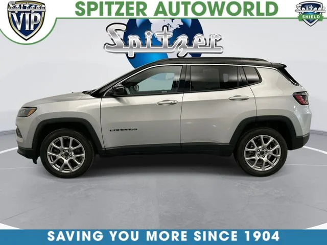 Used 2025 Silver Jeep Limited image 6