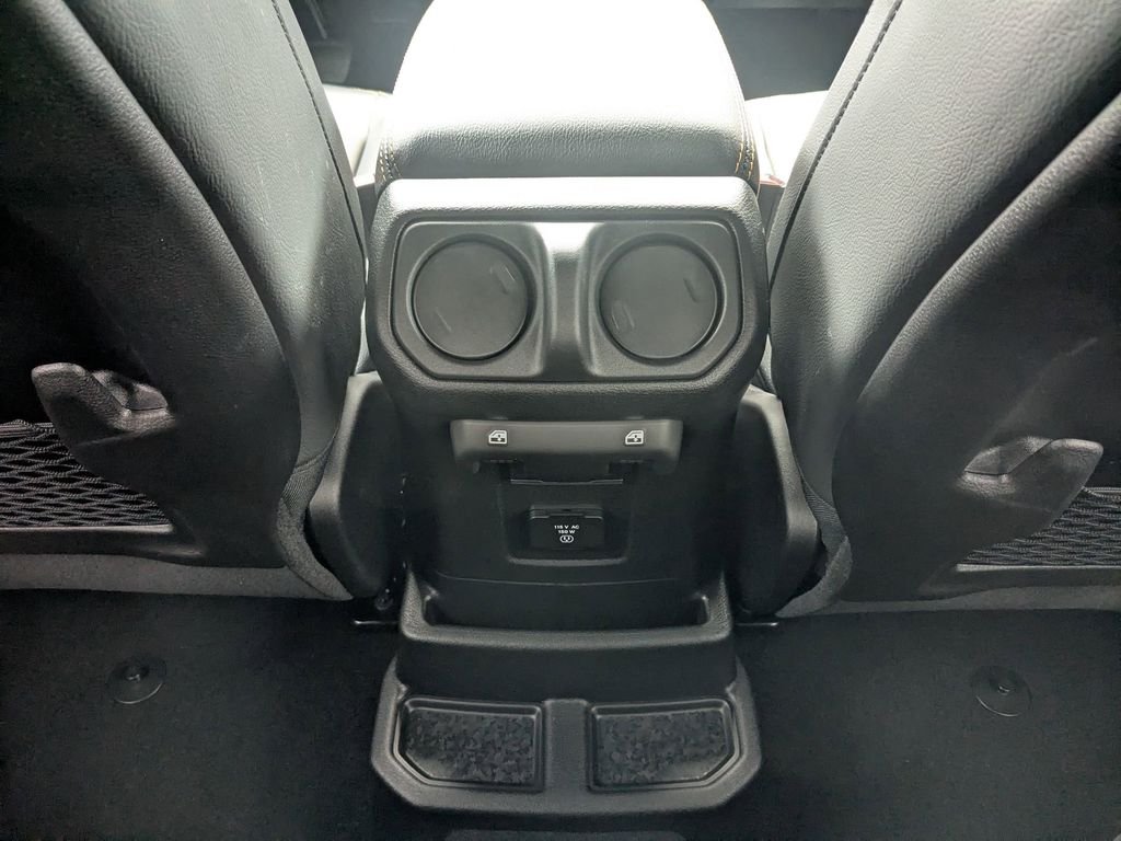 2025 Jeep Wrangler 4-Door Sahara - Photo 20