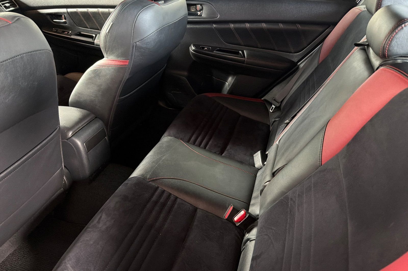 Used 2019 Blue Subaru Premium image 16
