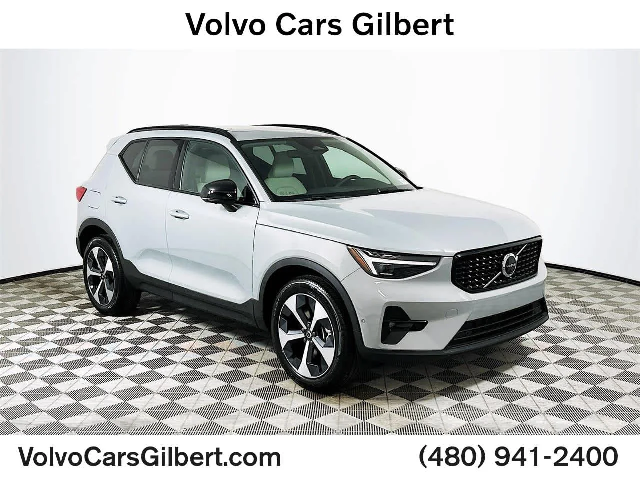 2026 Volvo XC40 B5 Plus Dark AWD's photo
