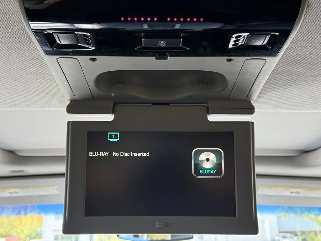 Used 2016 Gray Chevrolet LT image 19