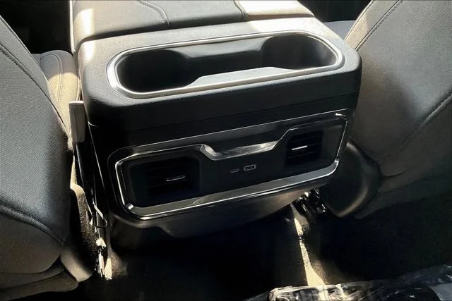2024 GMC Sierra 2500HD SLE - Photo 11