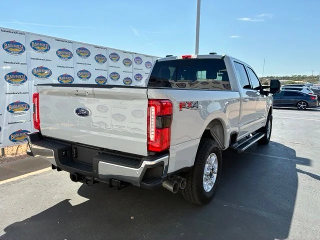 New 2026 Avalanche Ford XLT image 4