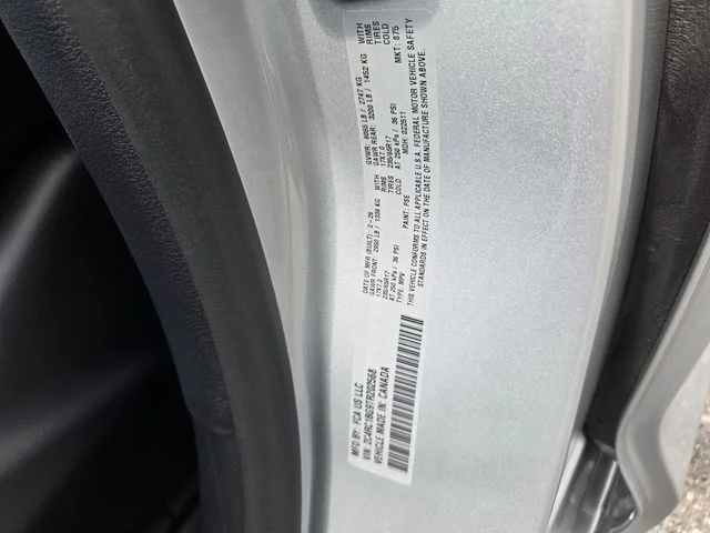 New 2026 Silver Mist Clear-Coat Exterior Paint Chrysler Select image 15