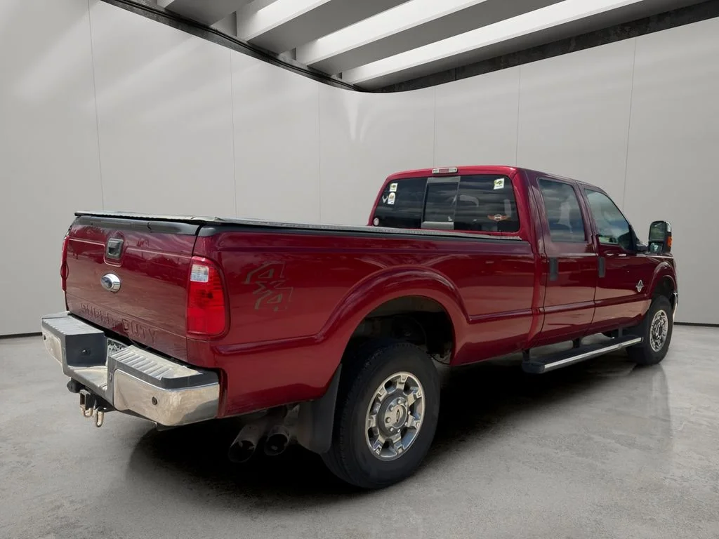 Used 2016 Red Ford XLT image 5
