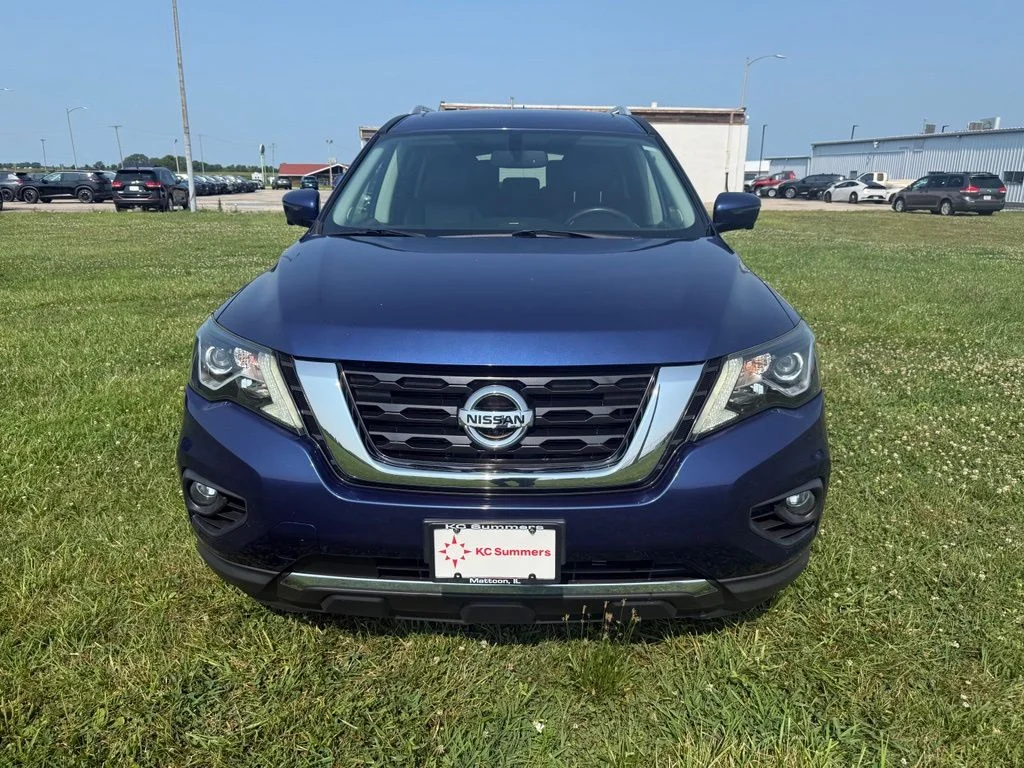 Used 2017 Nissan Pathfinder SL with VIN 5N1DR2MN2HC611159 for sale in Mattoon, IL