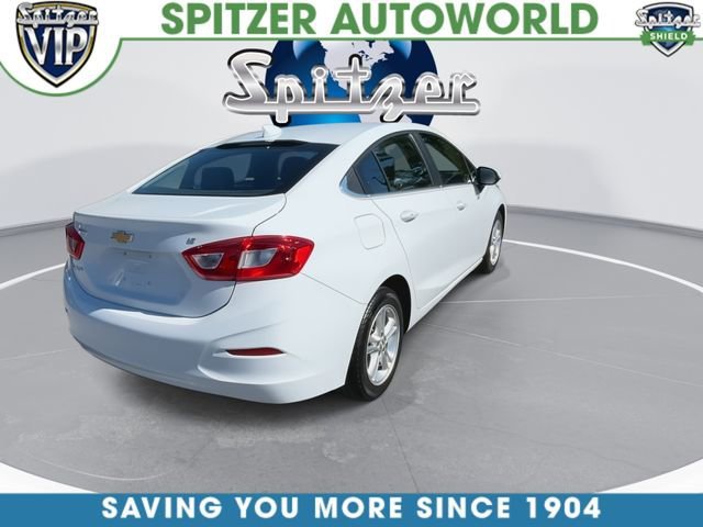 Used 2017 SUMMIT WHITE Chevrolet LT image 8