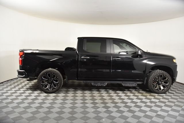 Used 2022 Black Chevrolet Custom image 13