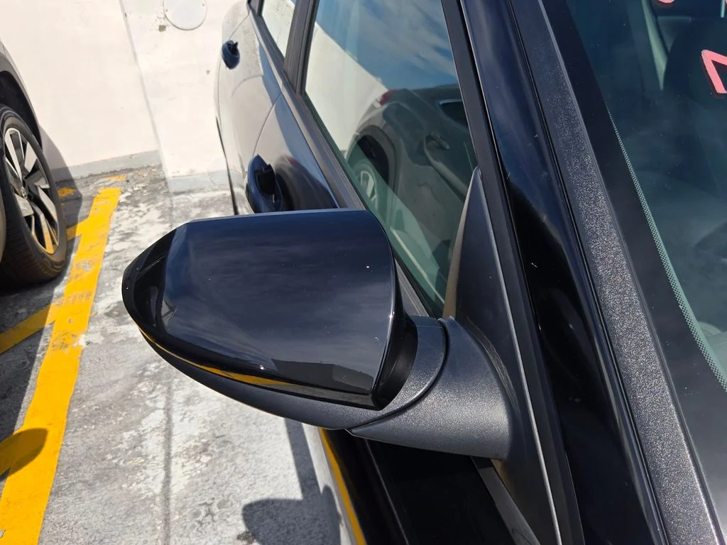 Used 2023 Black Hyundai SEL image 10