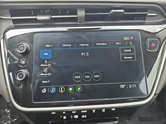 Used 2023 Silver Chevrolet LT image 20