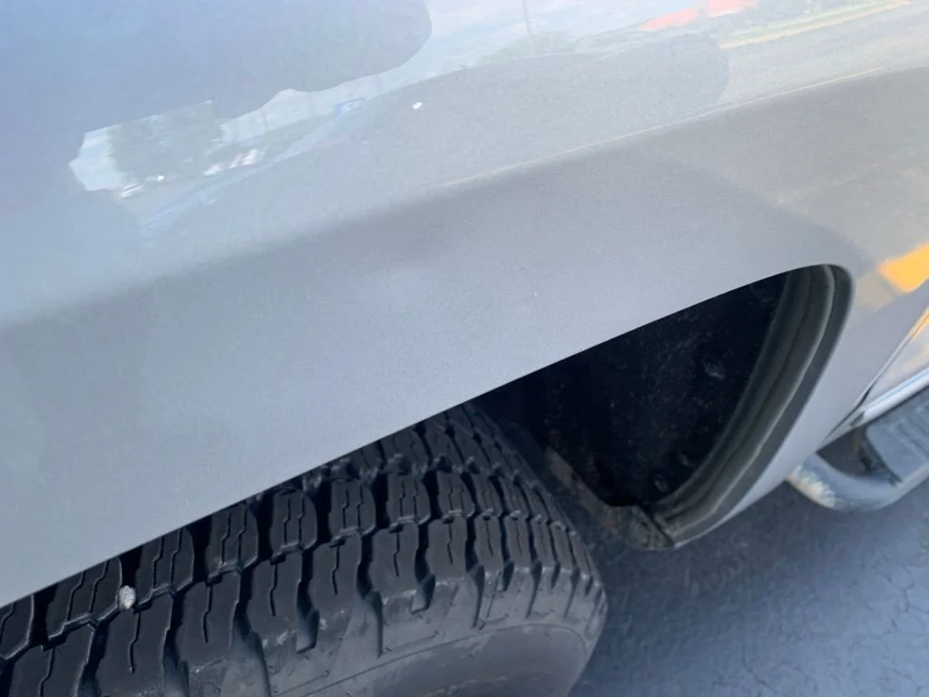 Used 2018 Silver Ice Metallic Chevrolet LT image 5