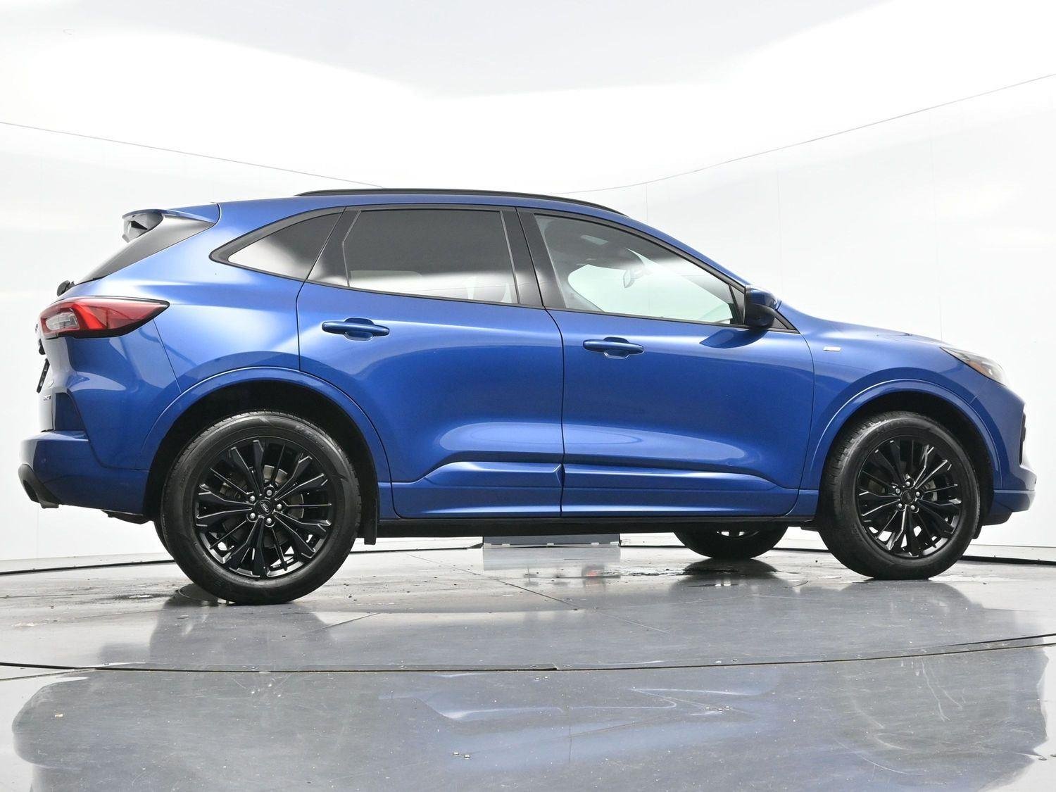 Used 2023 Atlas Blue Ford ST-Line Elite image 49