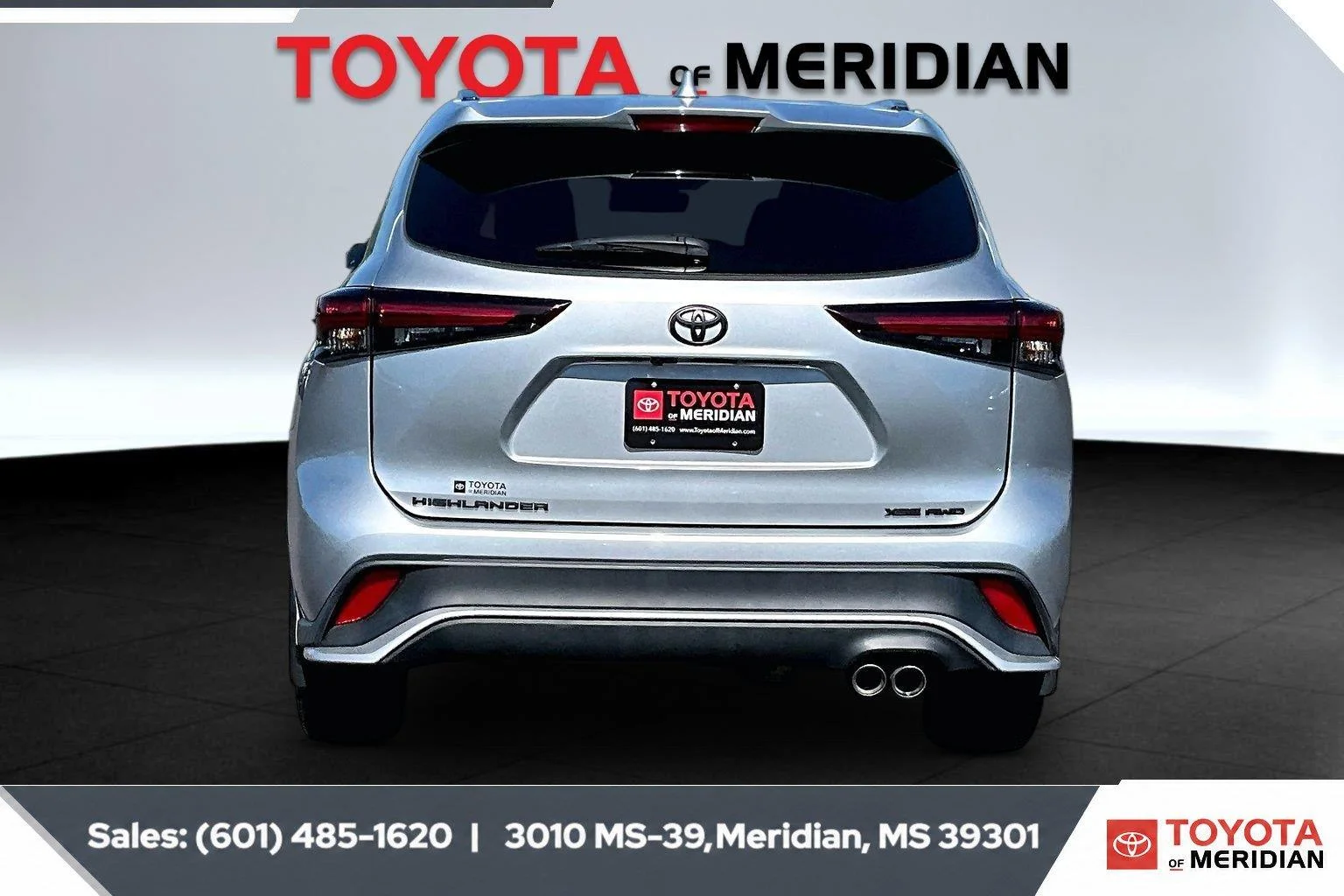Used 2025 Celestial Silver Metallic Toyota XSE image 4