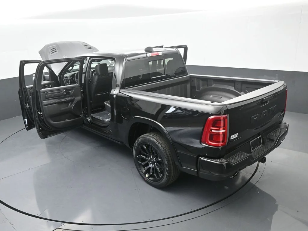 New 2026 Diamond Black Crystal Pearlcoat RAM Limited image 65