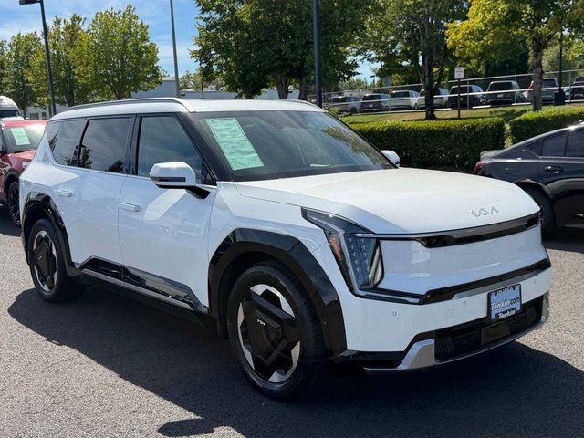 2024 Kia EV9 Land