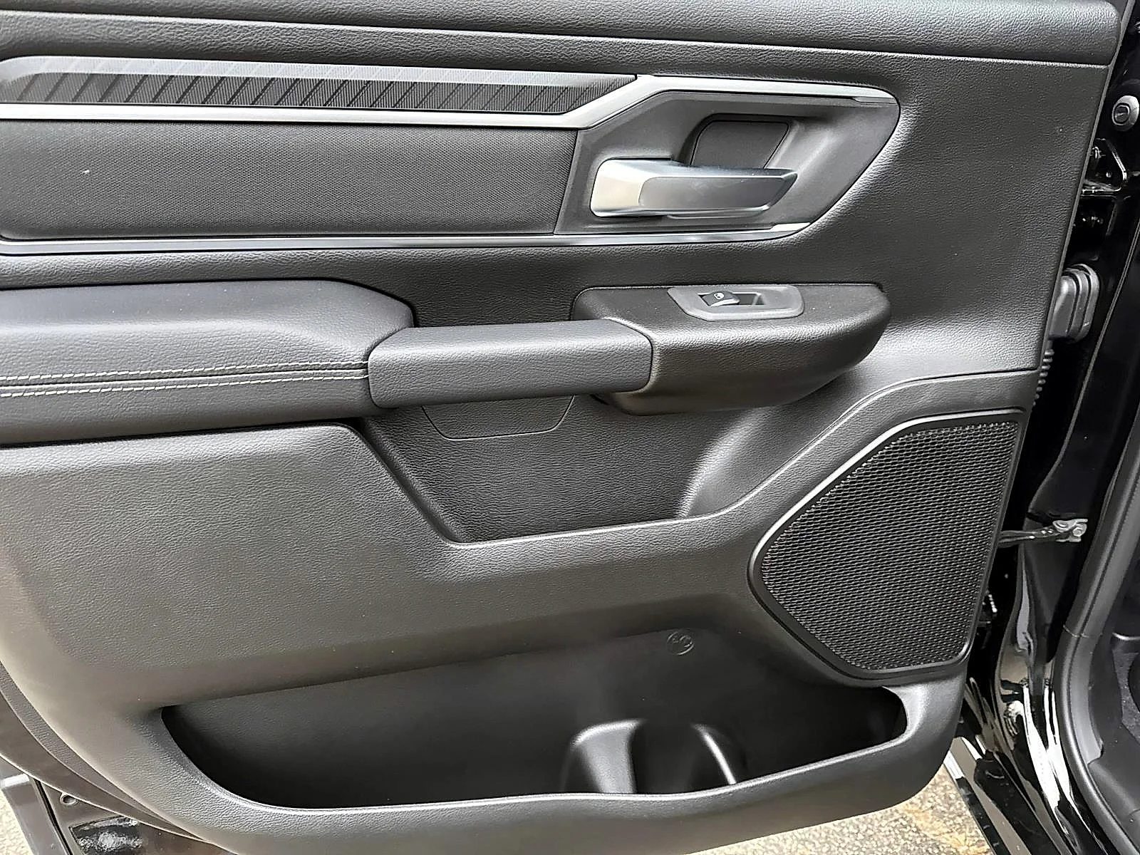 2026 RAM 1500 Big Horn/Lone Star - Photo 14