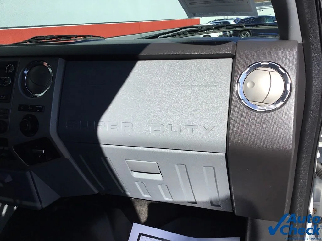 2016 Ford F-350 Super Duty XLT - Photo 33