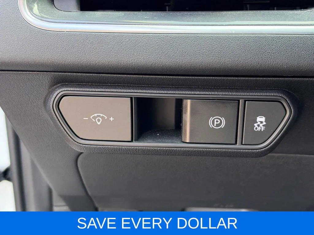 Used 2025 White Kia EX image 9