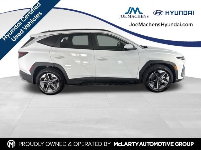 Certified Used 2025 White Hyundai SEL image 5