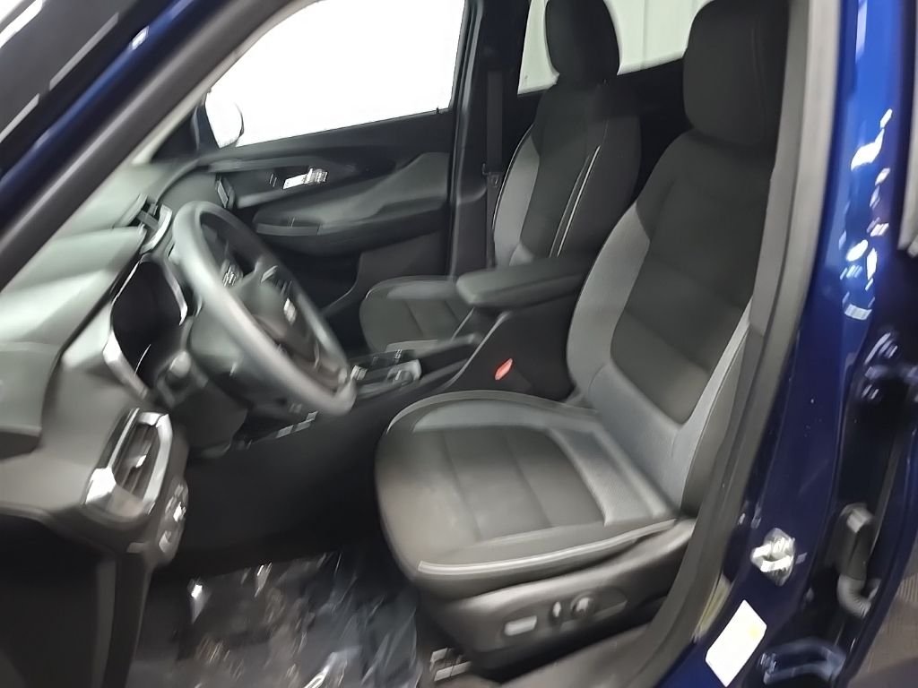 Used 2023 Blue Chevrolet LT image 29