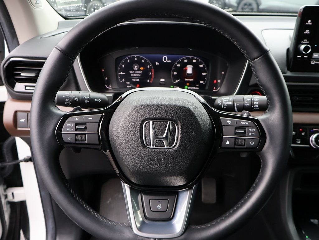 Used 2025  Honda Elite image 31