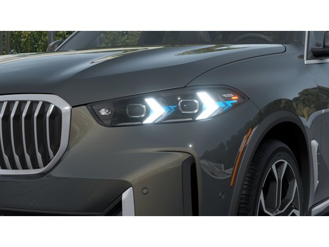 New 2026 Dravit Grey Metallic BMW xDrive40i image 6
