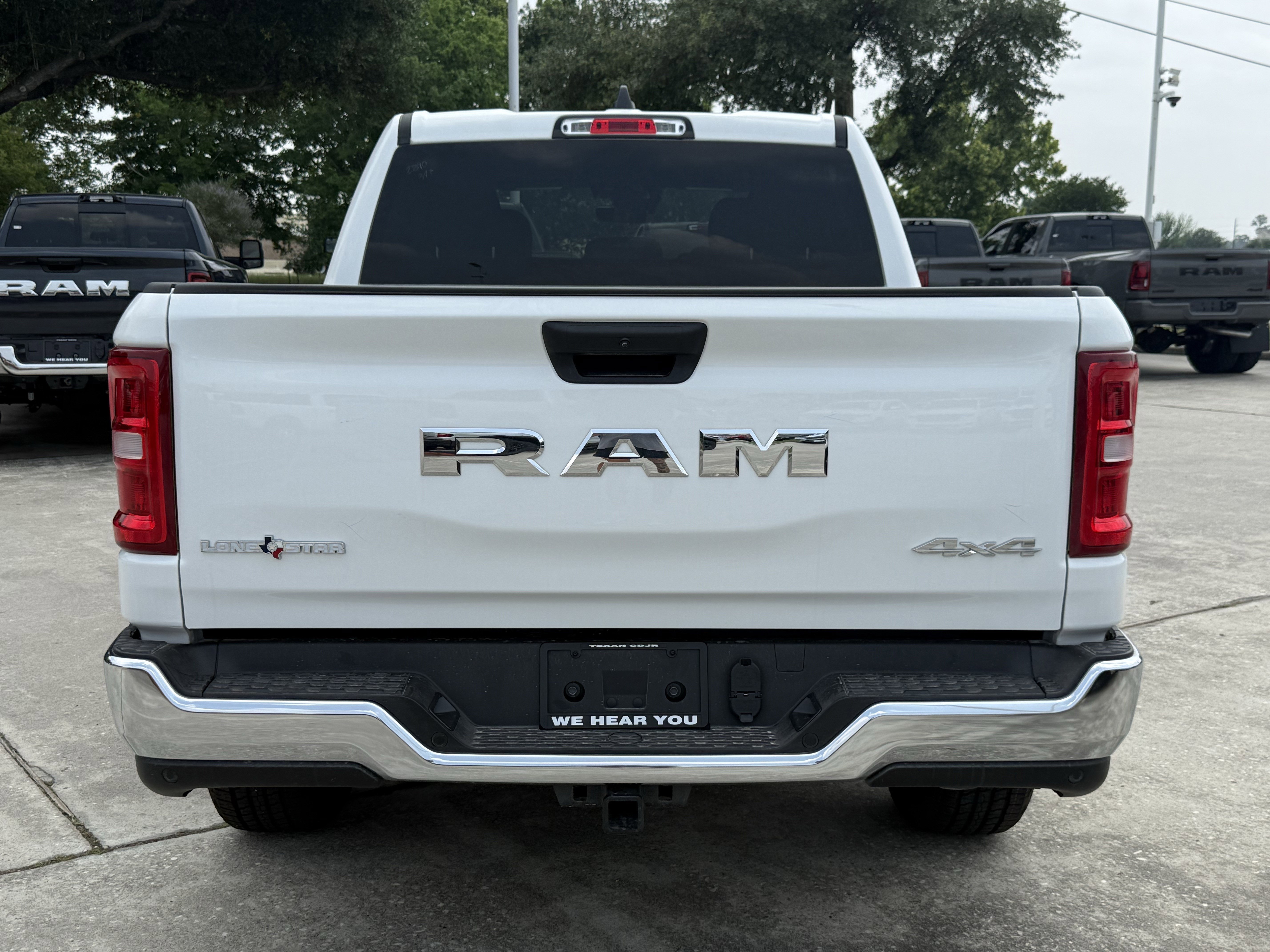 New 2026 Bright White Clear-Coat Exterior Paint RAM Lone Star image 5