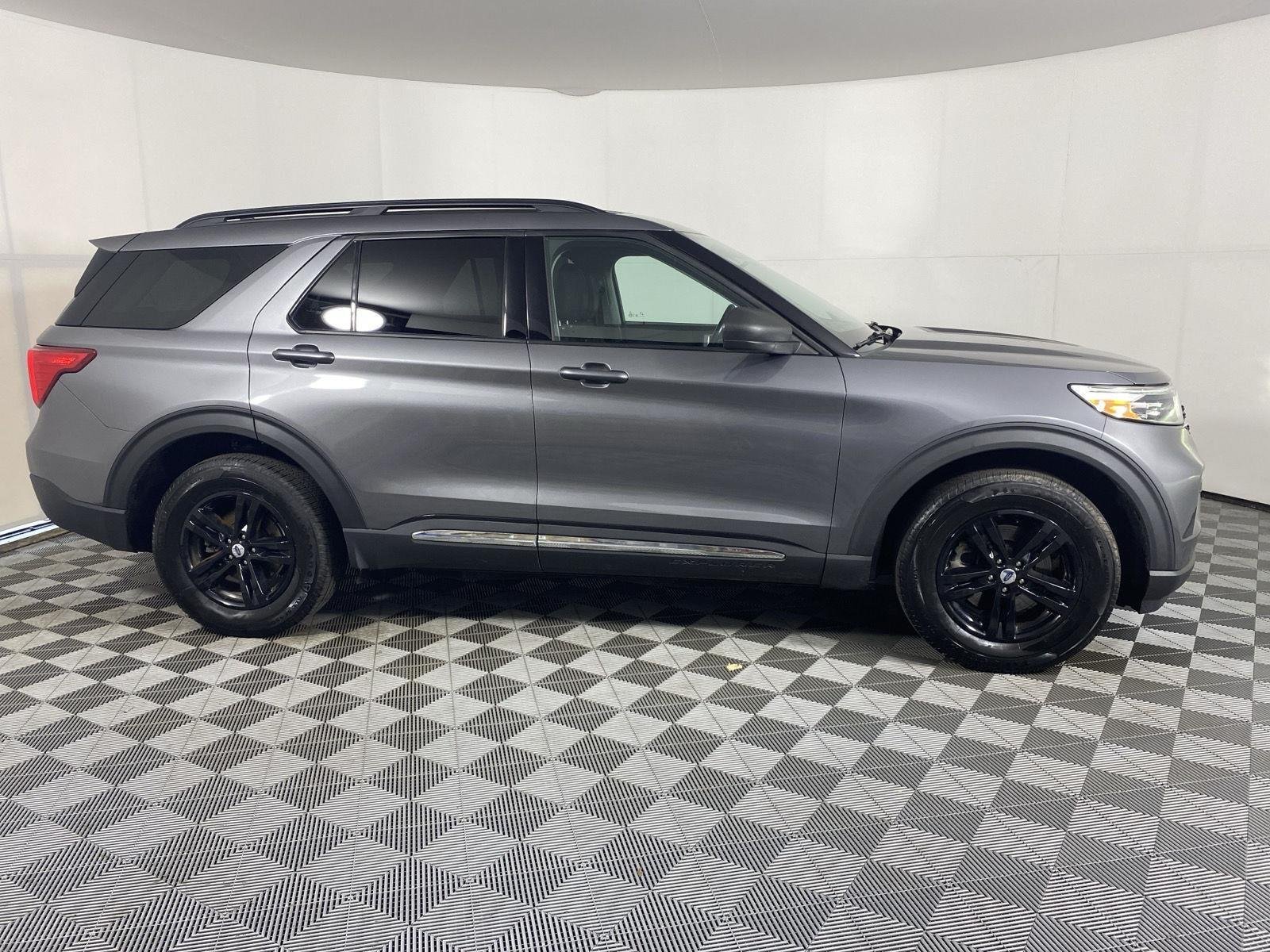 Used 2021 Carbonized Gray Ford XLT image 10