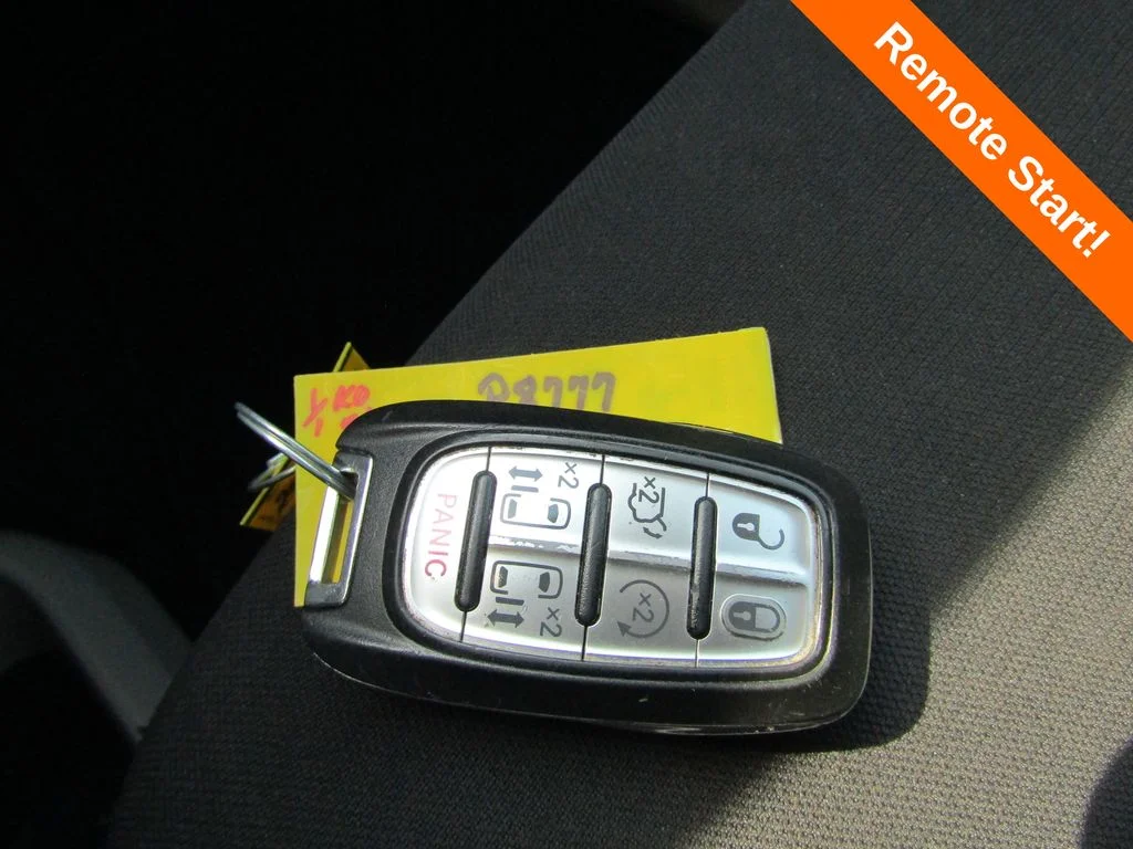 Used 2023 White Chrysler LX image 19