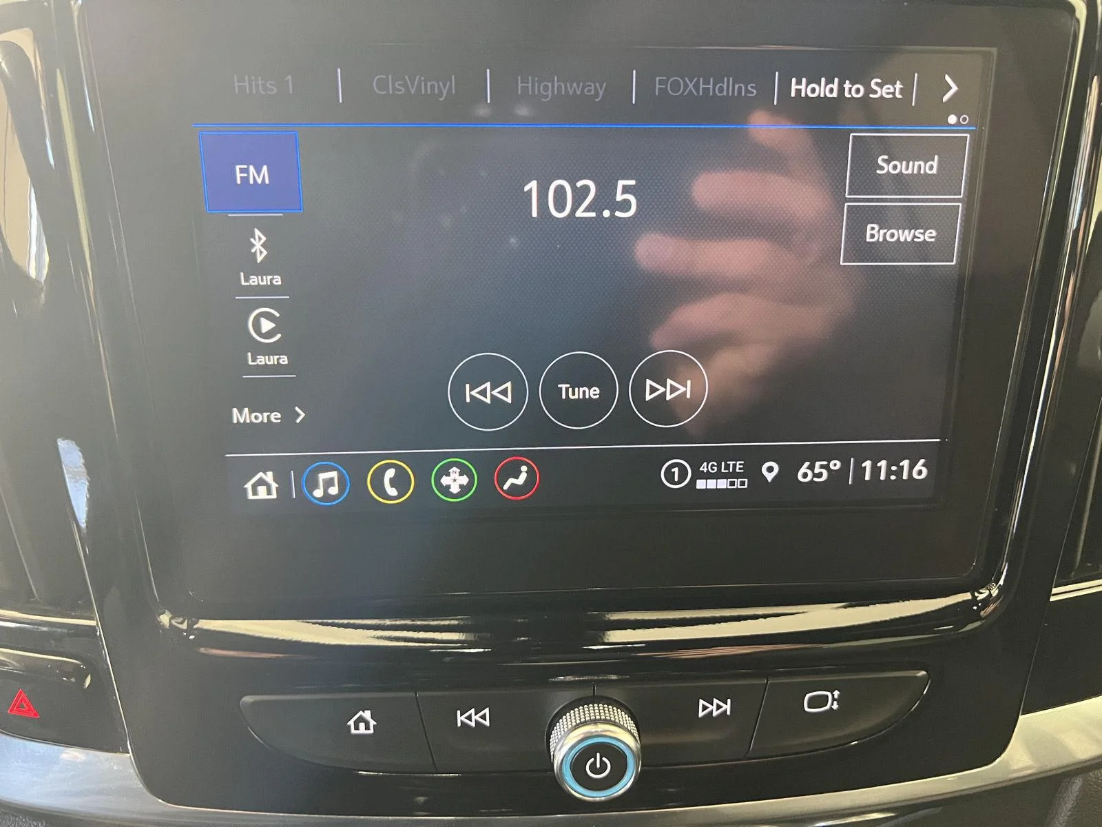 Used 2022 Silver Sage Metallic Chevrolet LT Cloth image 13