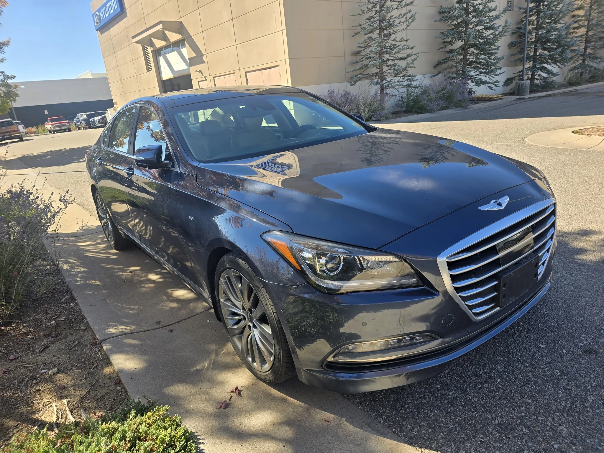 Used 2015 Montecito Blue Hyundai 5.0L image 7