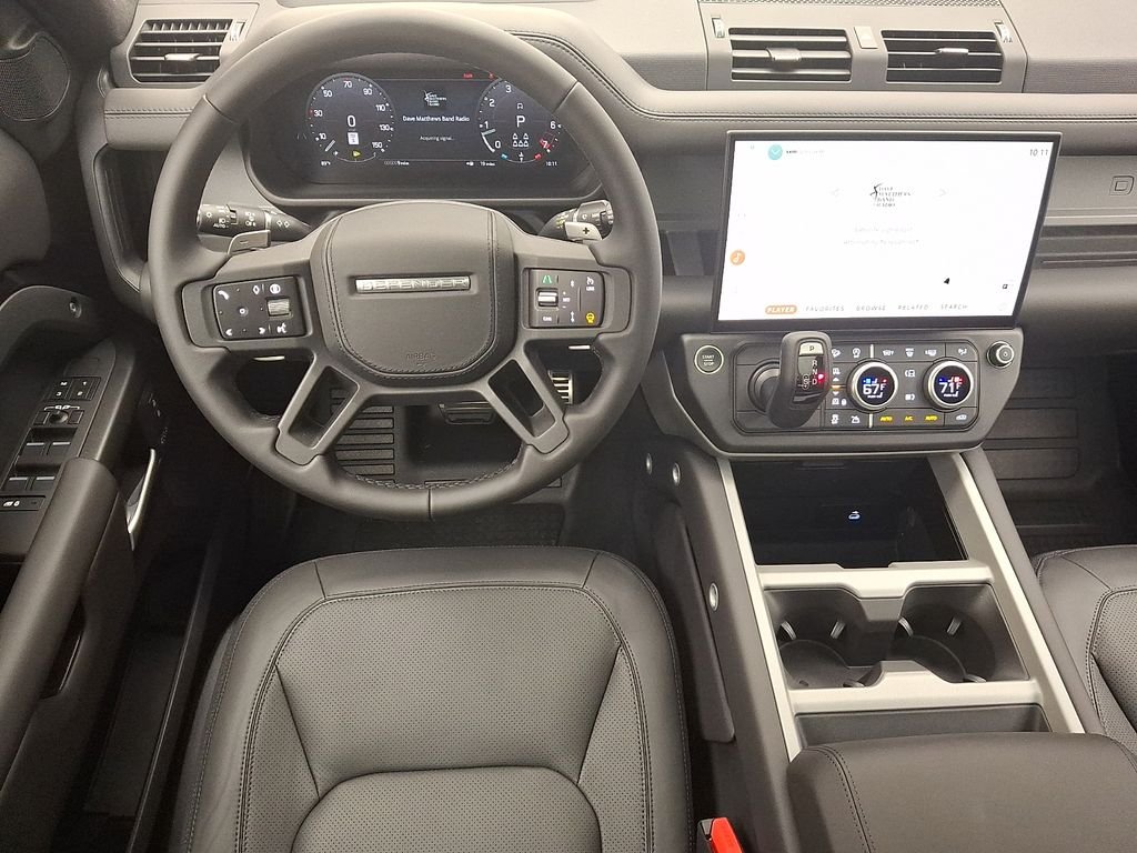 New 2026 Santorini Black Land Rover V8 image 8