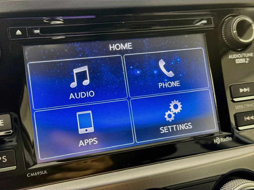 Used 2017 Silver Subaru 2.0i Premium image 15
