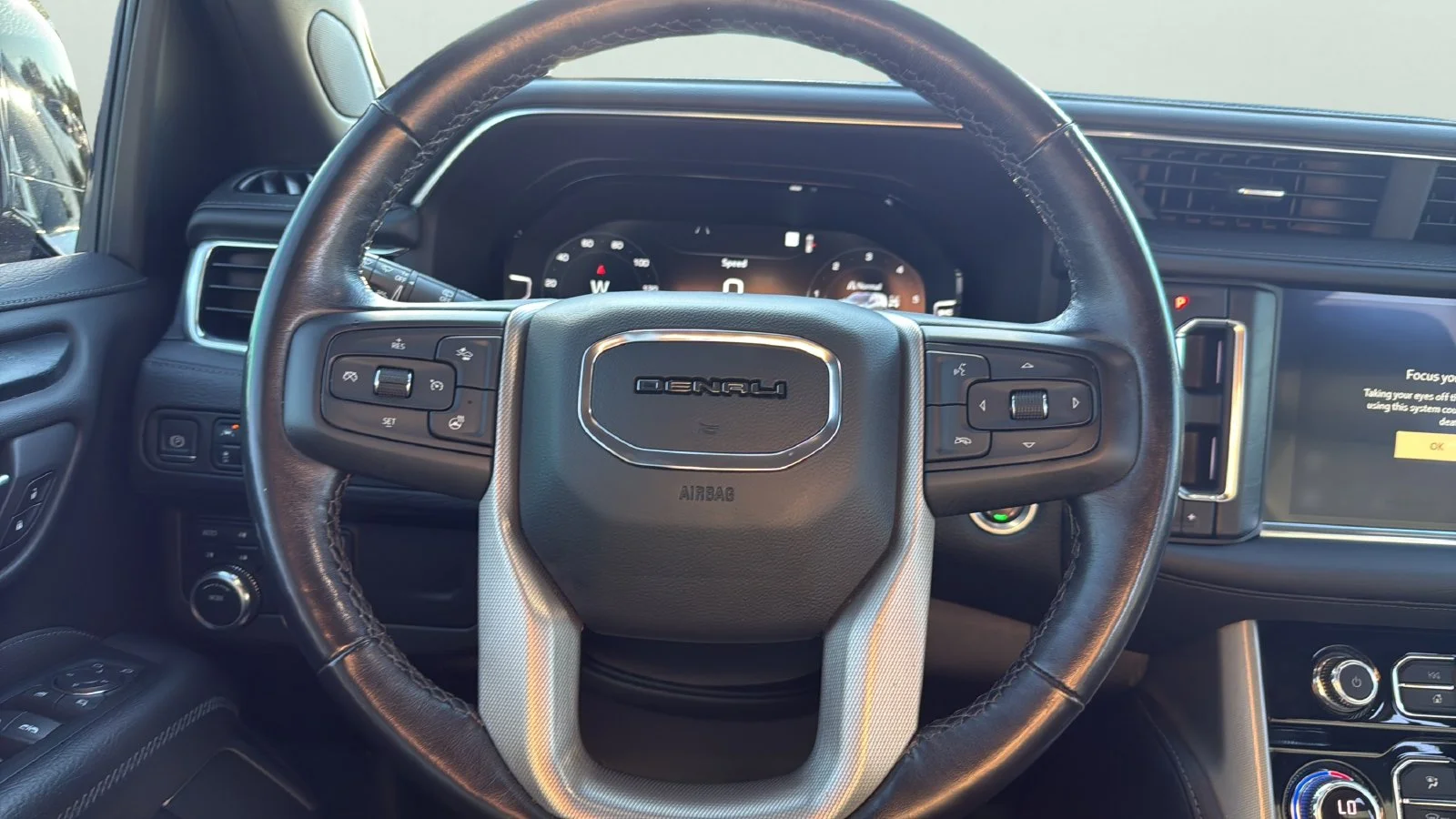 Used 2022 Black GMC Denali image 14