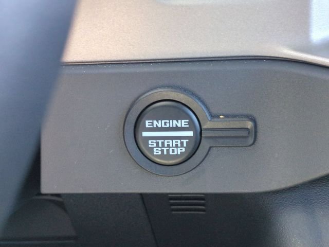 Used 2025 Gray Ford Outer Banks image 26