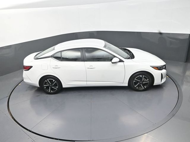 Used 2025 White Nissan SV image 30