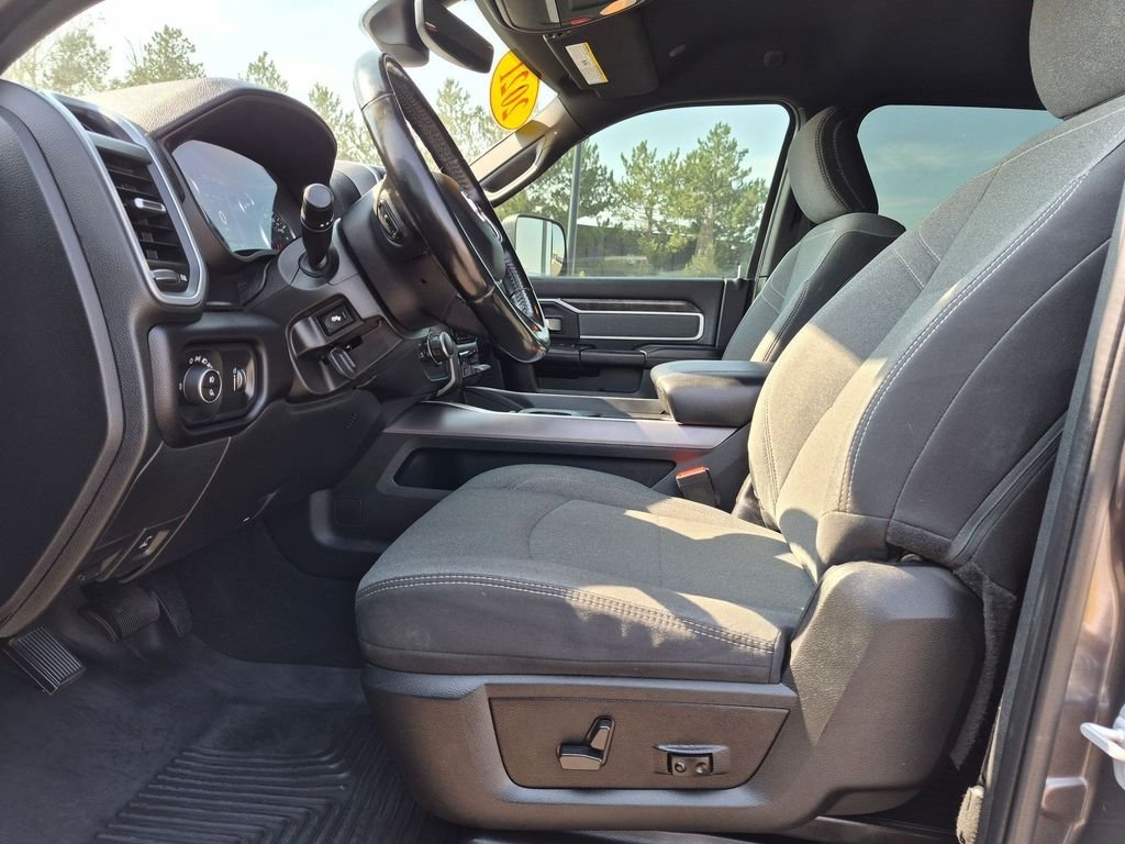 Used 2021 Granite Crystal Metallic Clearcoat Ram Big Horn image 17