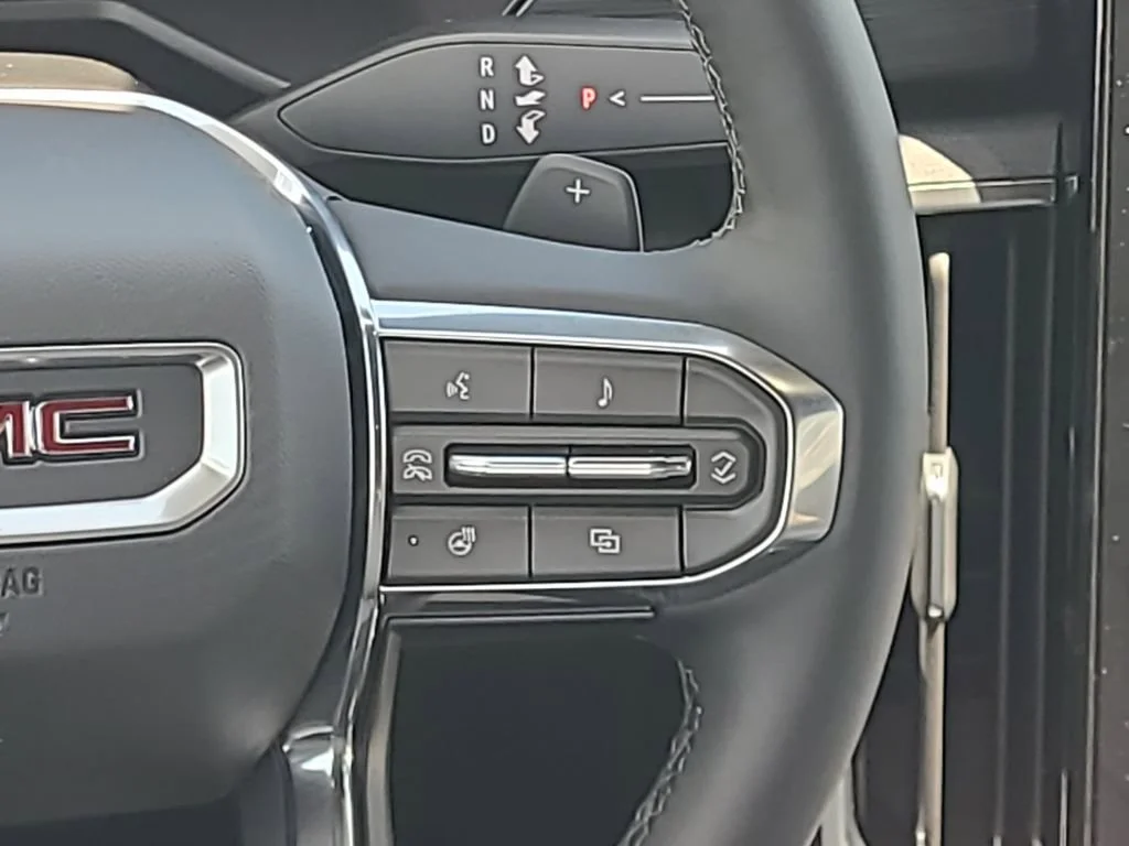 New 2026 Sterling Metallic GMC Elevation image 20