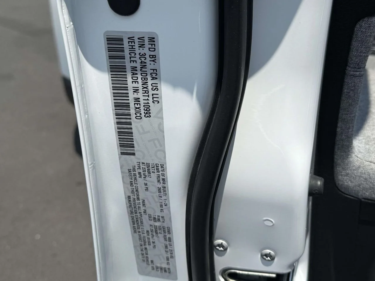 Used 2024 Bright White Clearcoat Jeep Latitude 4x4 image 19