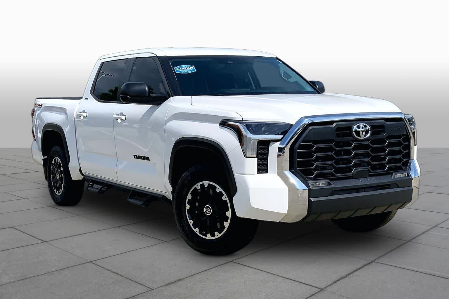 Used 2024 Ice Cap Toyota SR5 image 3
