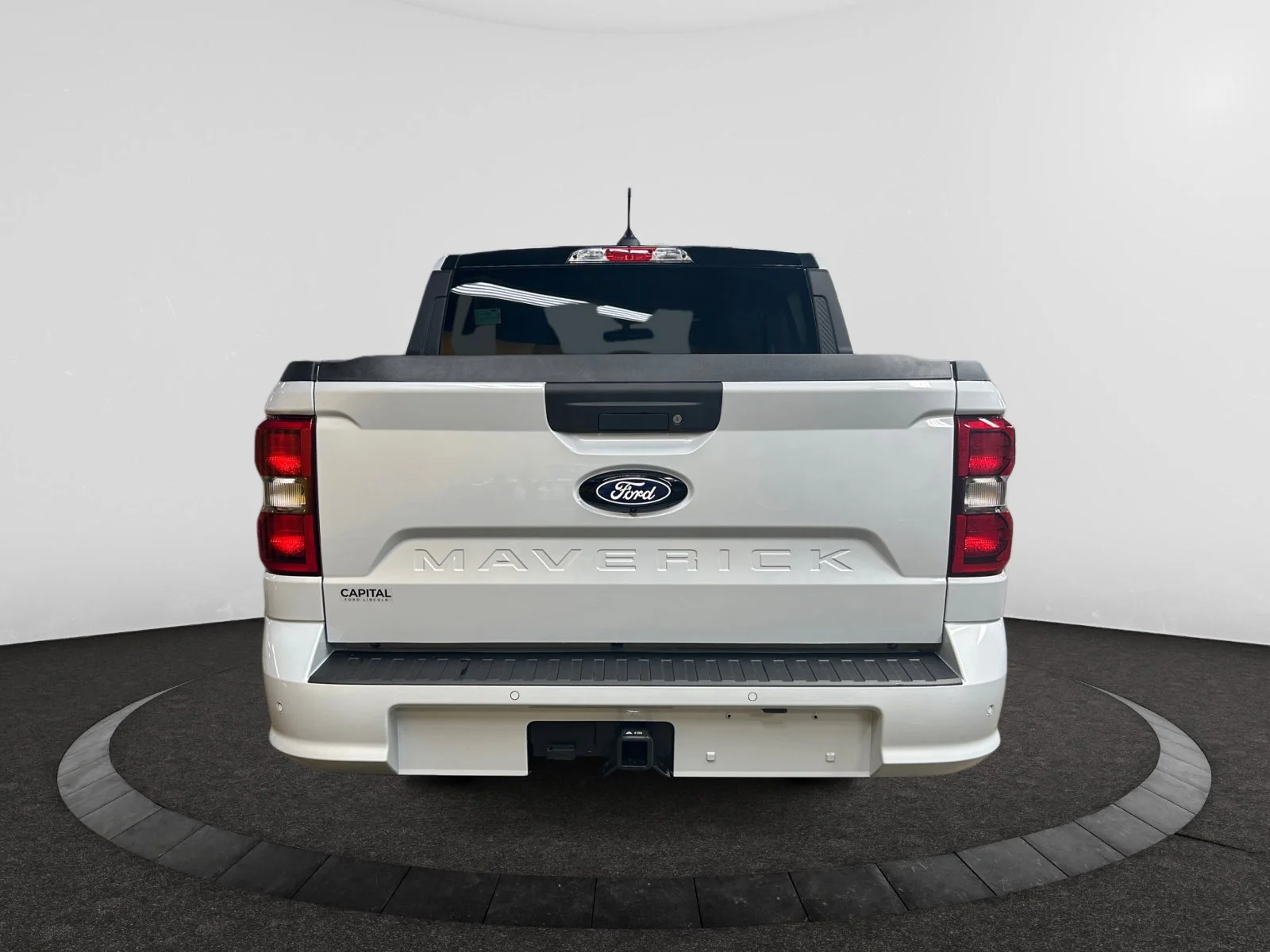 New 2026 Space White Metallic Ford Lobo Standard image 4