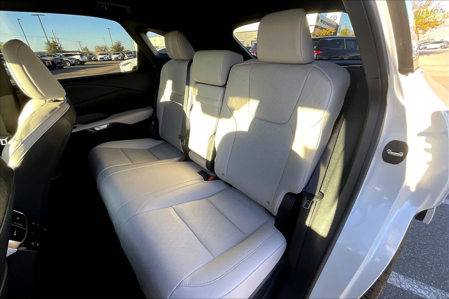 Used 2024 Eminent White Pearl Lexus Premium Plus image 19