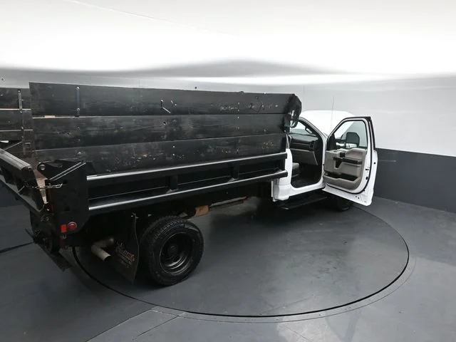 Used 2020 White Ford XL image 49