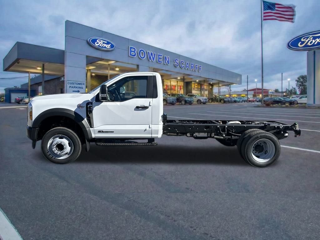 New 2025 Oxford White Ford XL image 2