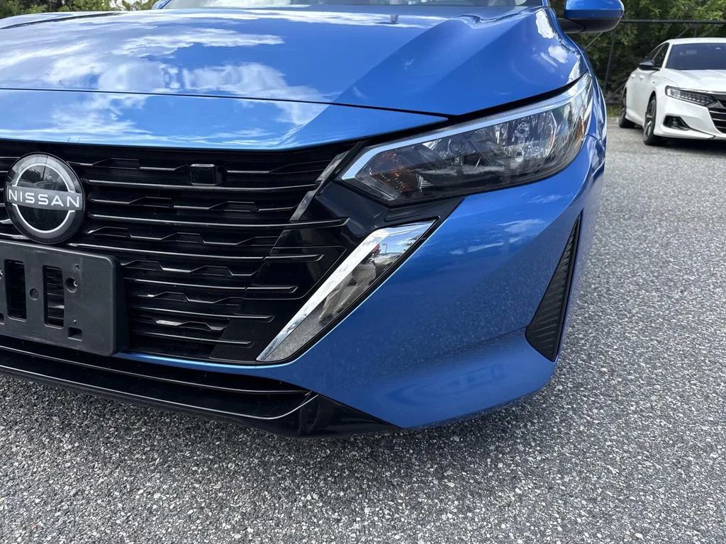 Used 2024 Blue Nissan SV image 10