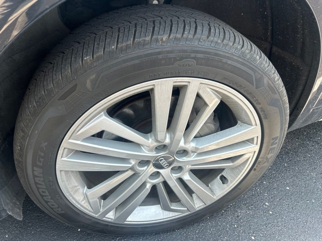 Used 2018 Blue Audi 2.0T image 2