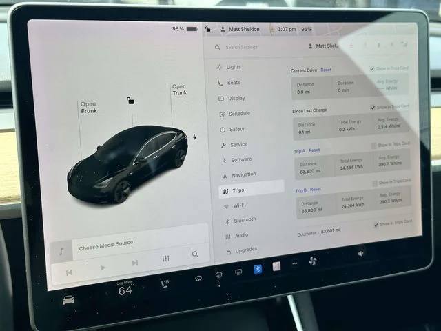 Used 2018 Black Tesla Long Range image 25