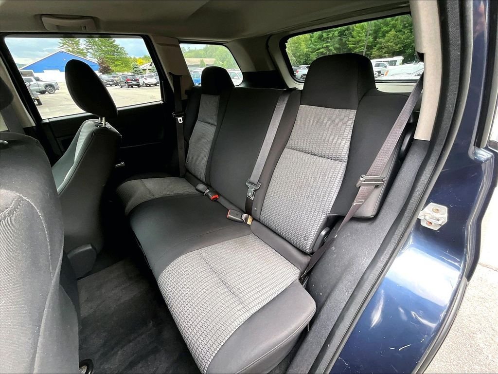 Used 2009 Modern Blue Pearlcoat Jeep Laredo image 15